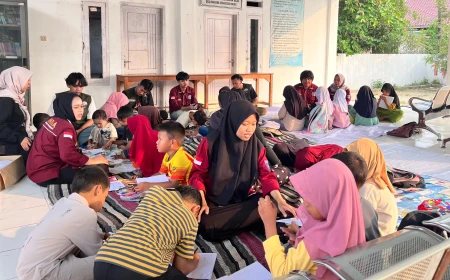Rumah Belajar Desa Ranjeng Hidupkan Kembali Pojok Baca Anak